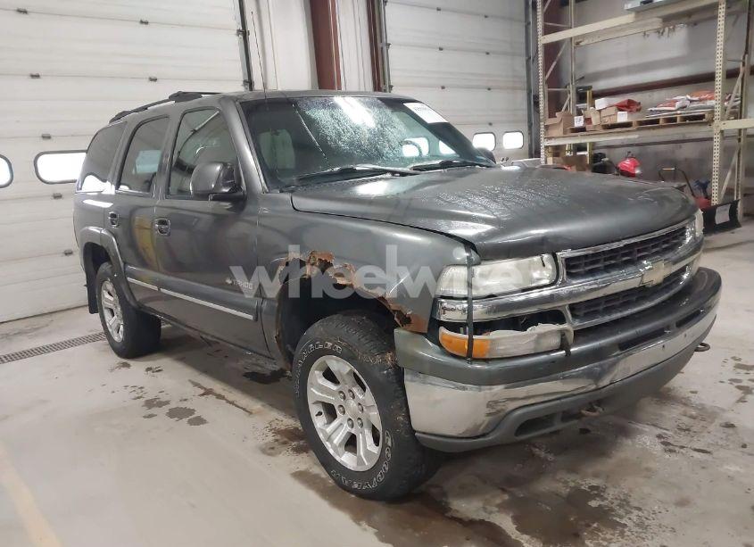 2001 Chevrolet Tahoe LT (VIN 1GNEK13T81J113158) main photo
