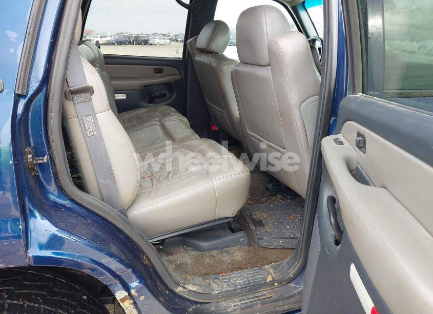 Photo 8 of 2001 Chevrolet Tahoe LT (VIN 1GNEK13T81J207380)