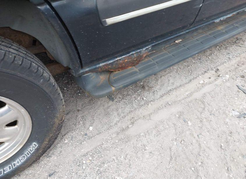 Photo 12 of 2001 Chevrolet Tahoe LT (VIN 1GNEK13T81J213521)