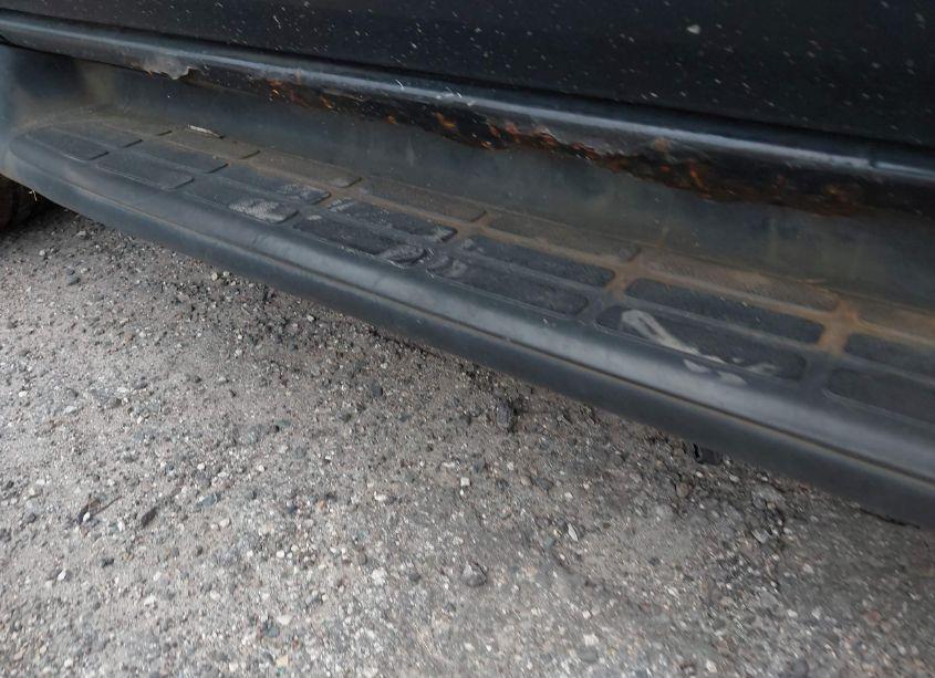 Photo 15 of 2001 Chevrolet Tahoe LT (VIN 1GNEK13T81J213521)