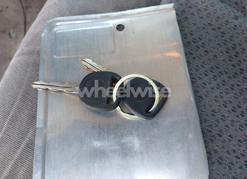 Photo 11 of 2003 Chevrolet Tahoe LS (VIN 1GNEK13T83J329319)