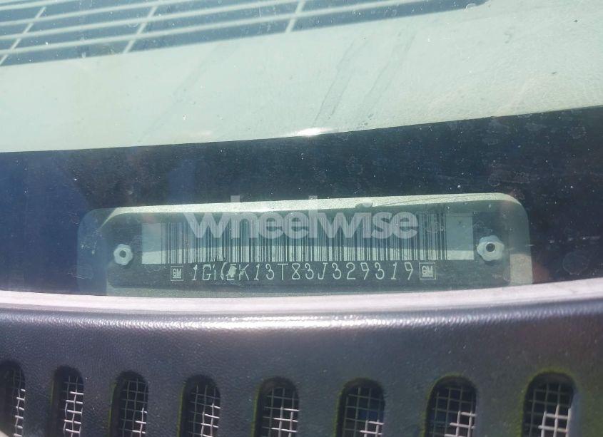 Photo 9 of 2003 Chevrolet Tahoe LS (VIN 1GNEK13T83J329319)