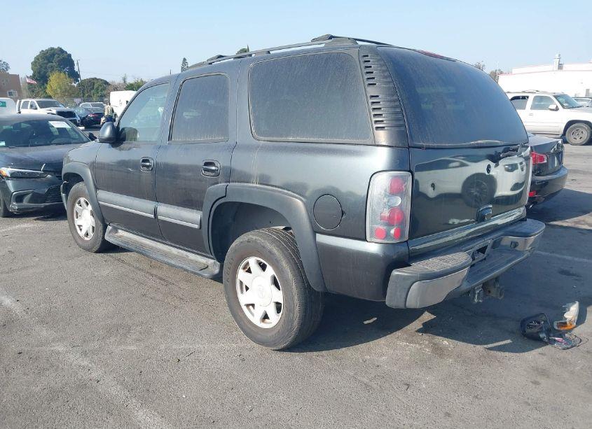 Photo 3 of 2003 Chevrolet Tahoe LT (VIN 1GNEK13T83R115593)