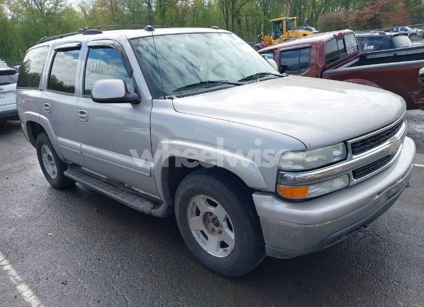 2004 Chevrolet Tahoe LT (VIN 1GNEK13T84J238990) main photo