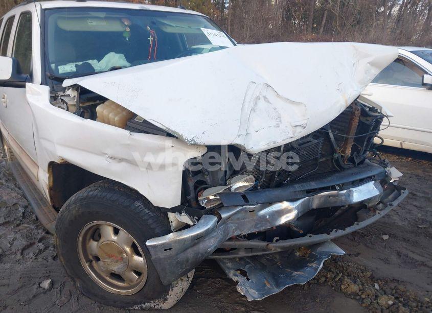 Photo 6 of 2004 Chevrolet Tahoe LT (VIN 1GNEK13T84J272671)