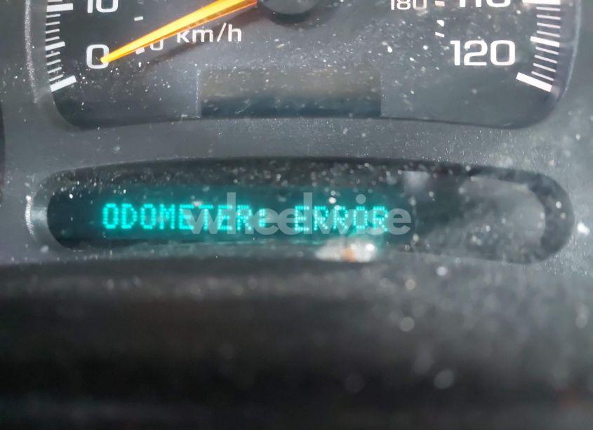 Photo 7 of 2004 Chevrolet Tahoe LT (VIN 1GNEK13T84J272671)