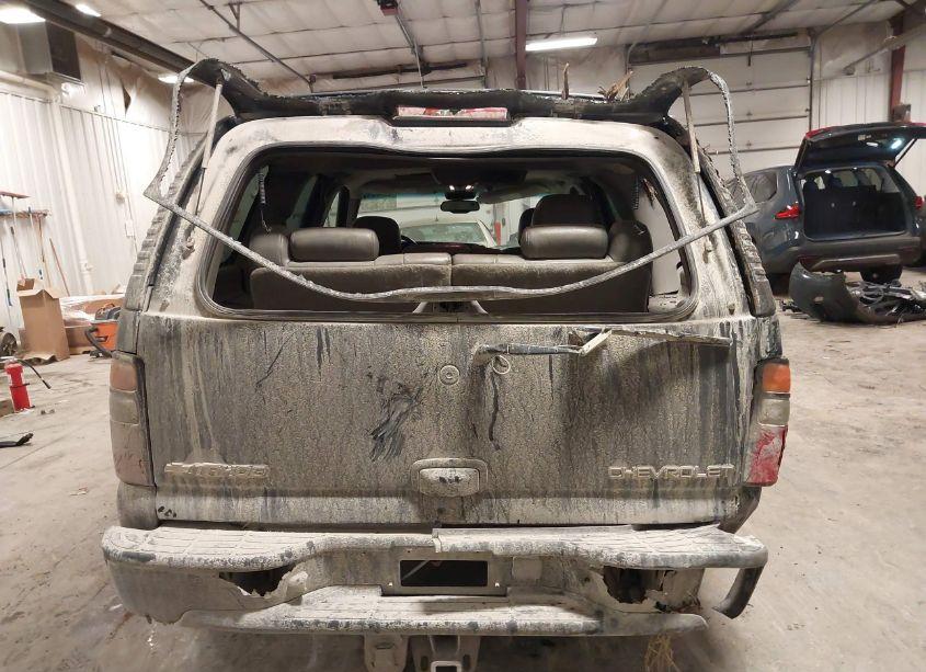 Photo 16 of 2005 Chevrolet Tahoe LT (VIN 1GNEK13T85J204341)