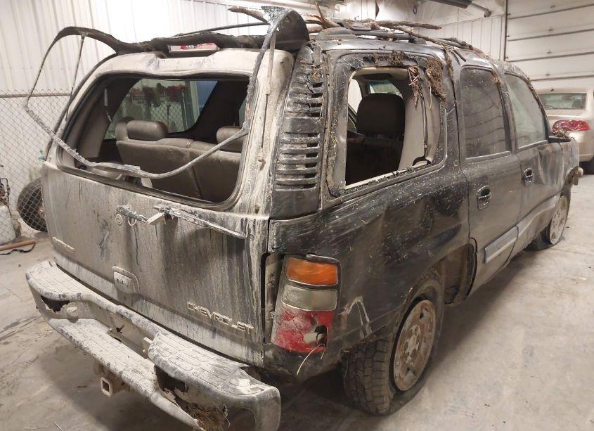 Photo 6 of 2005 Chevrolet Tahoe LT (VIN 1GNEK13T85J204341)