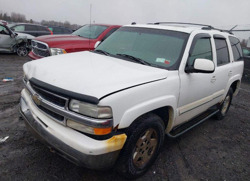 Photo 2 of 2005 Chevrolet Tahoe LT (VIN 1GNEK13T85J232169)