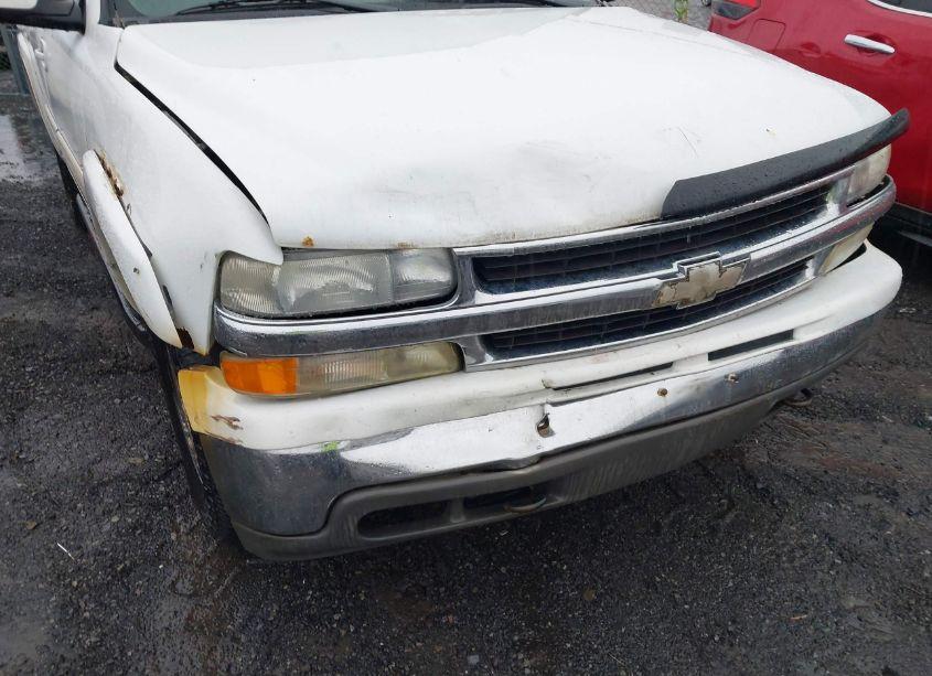 Photo 6 of 2005 Chevrolet Tahoe LT (VIN 1GNEK13T85J232169)