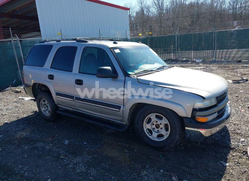 2005 Chevrolet Tahoe LS (VIN 1GNEK13T85R227605) main photo