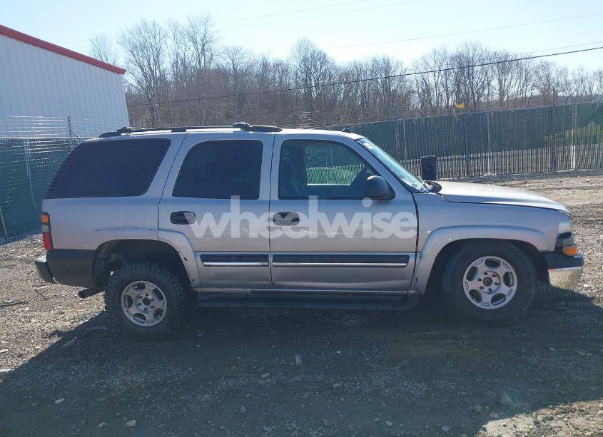 Photo 13 of 2005 Chevrolet Tahoe LS (VIN 1GNEK13T85R227605)