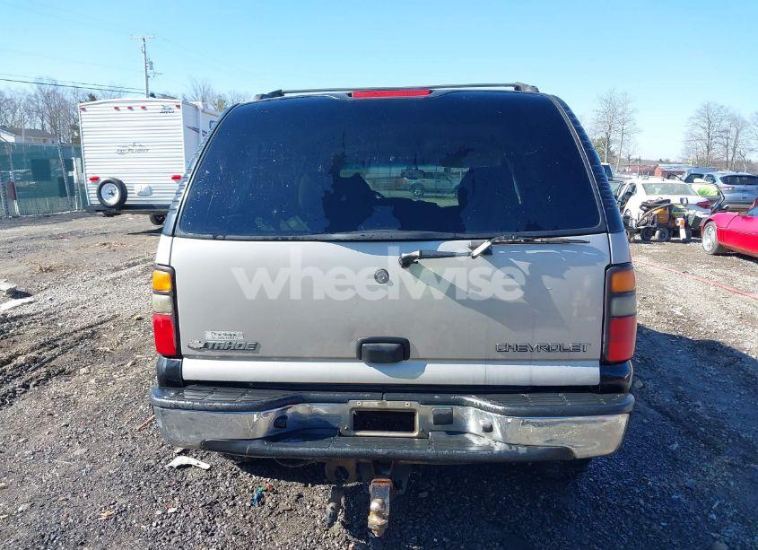 Photo 16 of 2005 Chevrolet Tahoe LS (VIN 1GNEK13T85R227605)