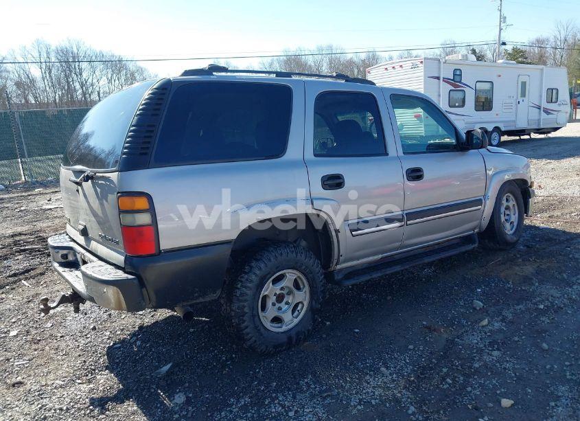 Photo 4 of 2005 Chevrolet Tahoe LS (VIN 1GNEK13T85R227605)