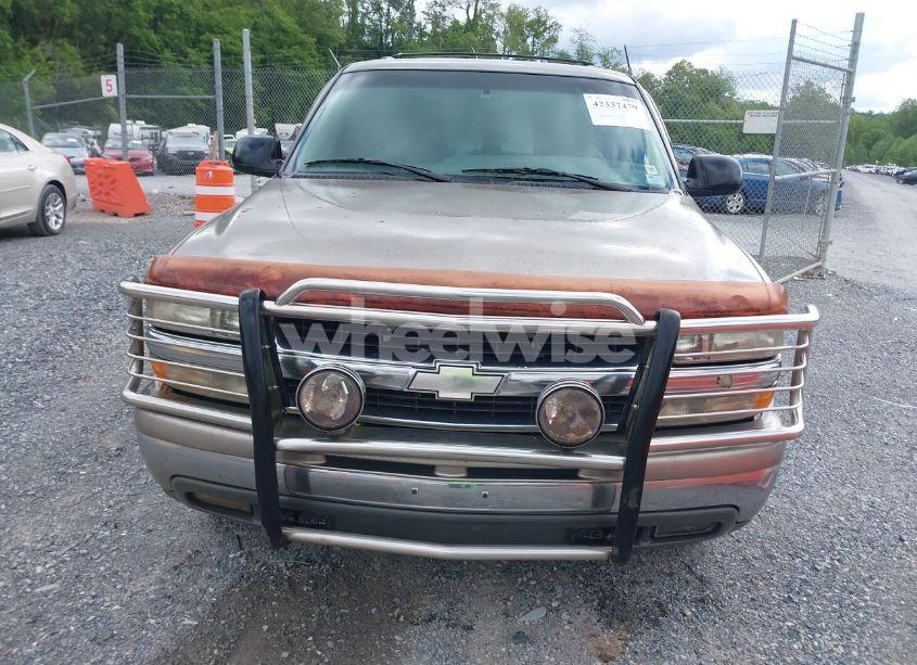Photo 12 of 2000 Chevrolet Tahoe ALL NEW LS (VIN 1GNEK13T8YJ143318)