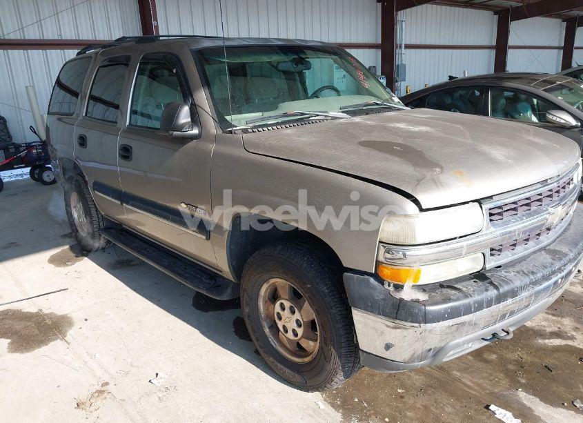 2001 Chevrolet Tahoe LS (VIN 1GNEK13T91J286994) main photo