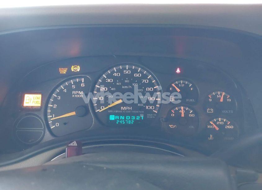Photo 7 of 2001 Chevrolet Tahoe LS (VIN 1GNEK13T91R115616)