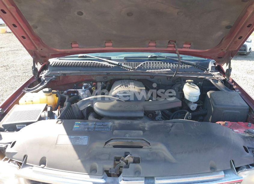 Photo 10 of 2003 Chevrolet Tahoe LT (VIN 1GNEK13T93R128286)