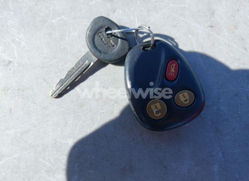 Photo 11 of 2003 Chevrolet Tahoe LT (VIN 1GNEK13T93R128286)