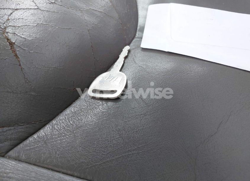 Photo 11 of 2005 Chevrolet Tahoe Z71 (VIN 1GNEK13T95R121440)