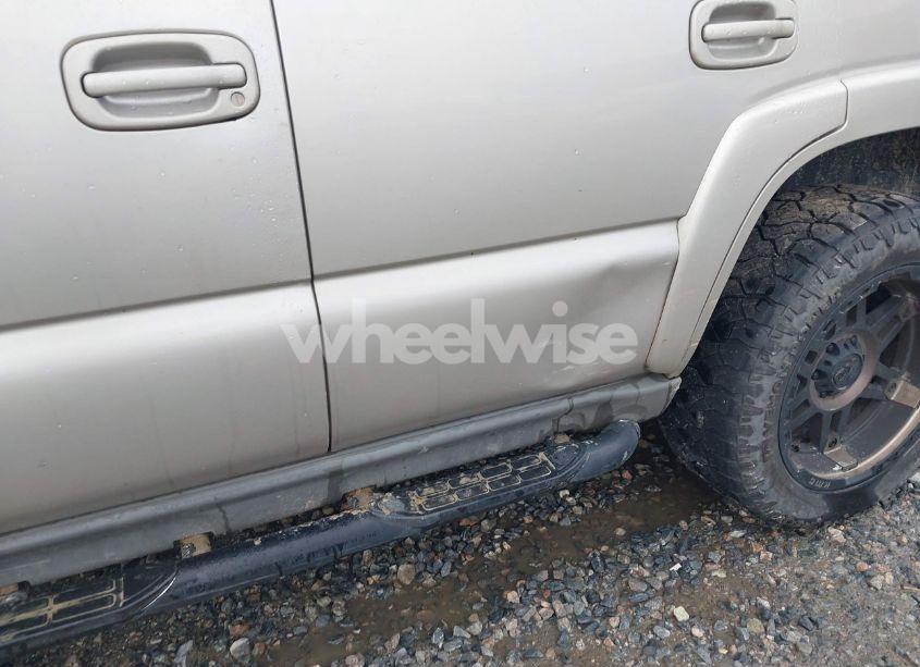 Photo 13 of 2005 Chevrolet Tahoe Z71 (VIN 1GNEK13T95R121440)