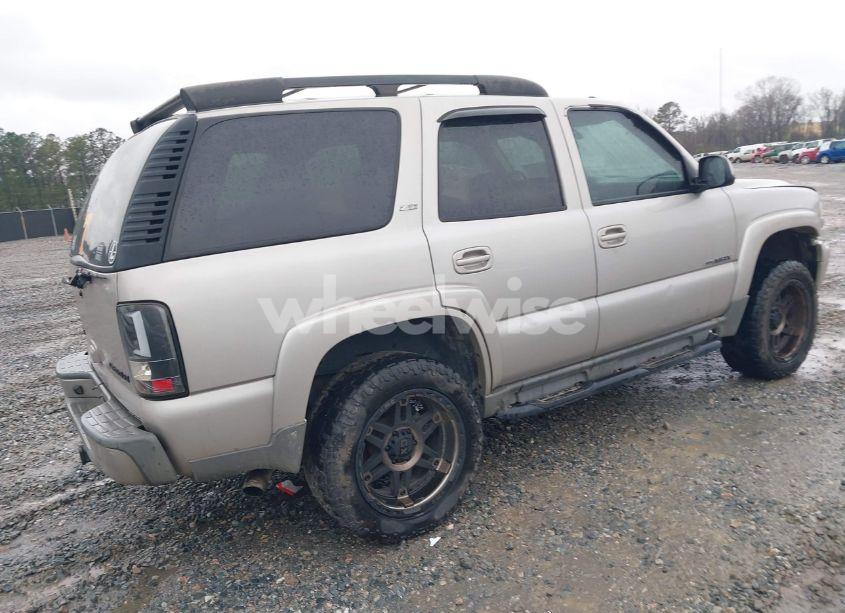 Photo 4 of 2005 Chevrolet Tahoe Z71 (VIN 1GNEK13T95R121440)