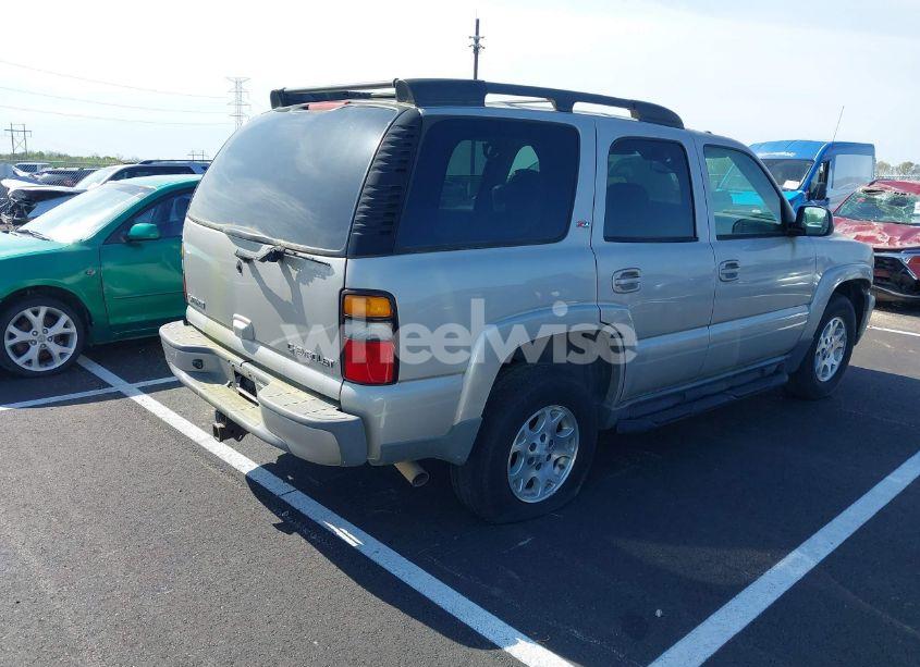 Photo 4 of 2005 Chevrolet Tahoe Z71 (VIN 1GNEK13T95R137279)