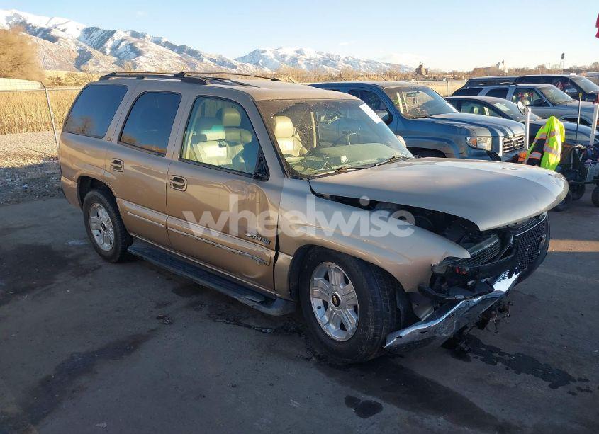 2001 Chevrolet Tahoe LT (VIN 1GNEK13TX1J132956) main photo