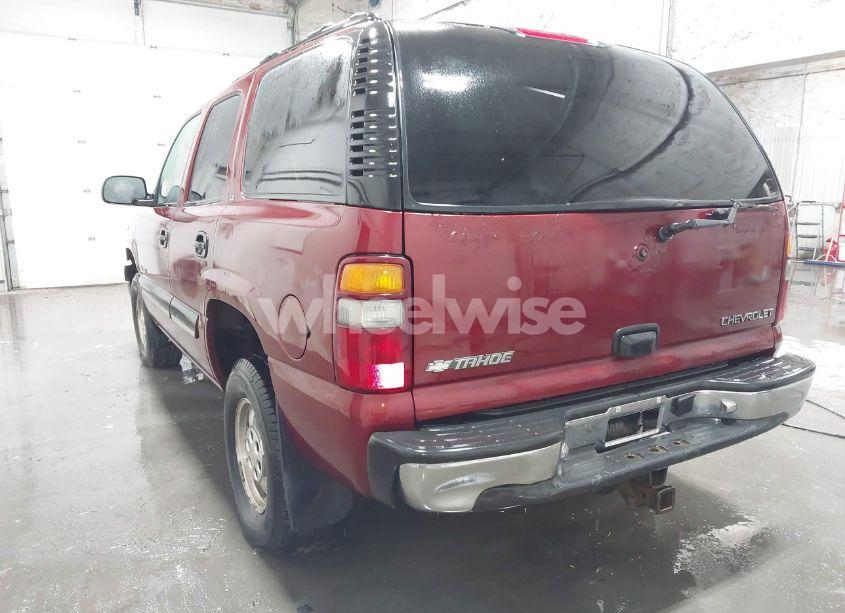Photo 3 of 2001 Chevrolet Tahoe LS (VIN 1GNEK13TX1J171028)