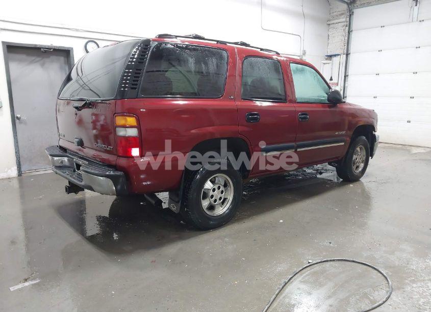Photo 4 of 2001 Chevrolet Tahoe LS (VIN 1GNEK13TX1J171028)