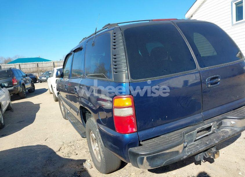 Photo 3 of 2001 Chevrolet Tahoe LT (VIN 1GNEK13TX1J178321)