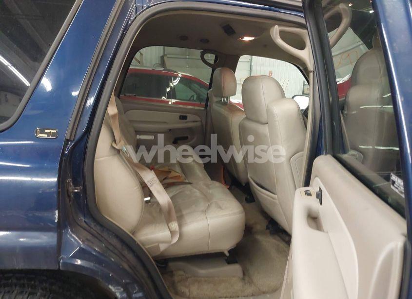 Photo 8 of 2001 Chevrolet Tahoe LT (VIN 1GNEK13TX1R108982)