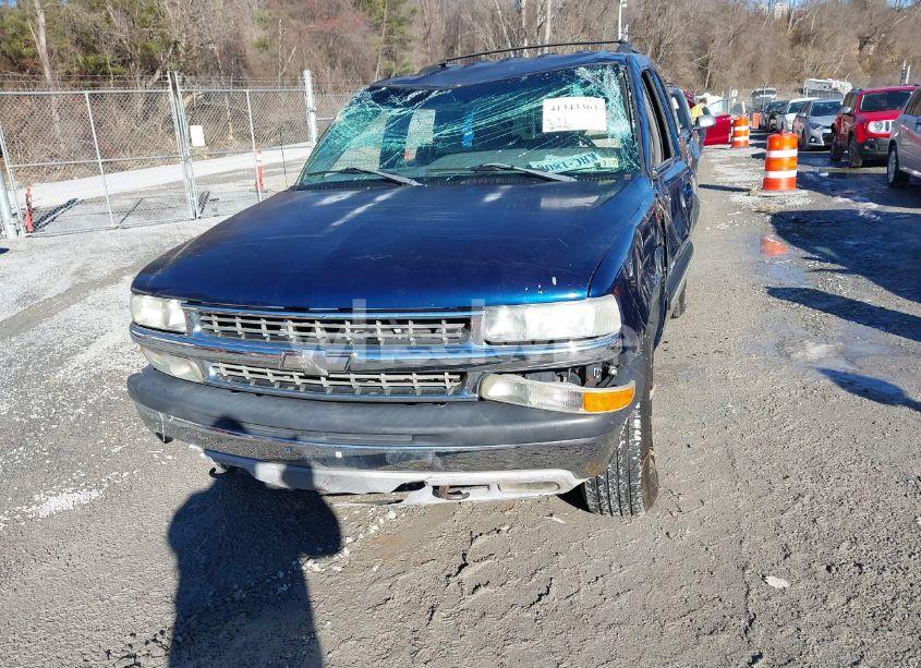 Photo 16 of 2001 Chevrolet Tahoe LT (VIN 1GNEK13TX1R169037)