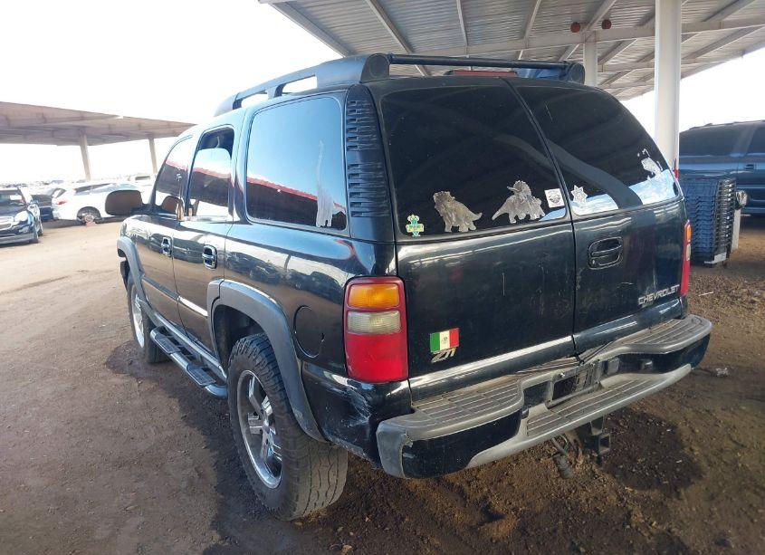 Photo 3 of 2003 Chevrolet Tahoe Z71 (VIN 1GNEK13TX3R176833)