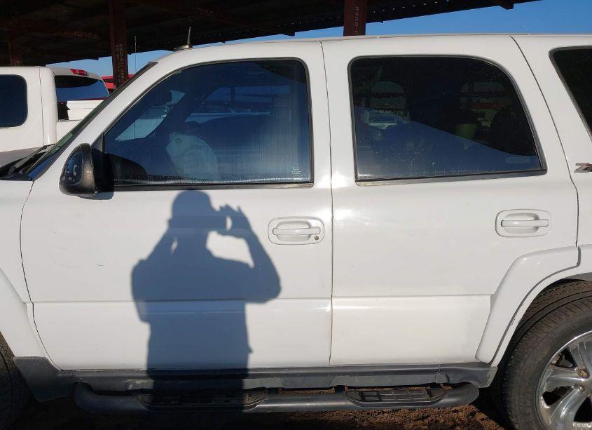 Photo 14 of 2003 Chevrolet Tahoe Z71 (VIN 1GNEK13TX3R214156)