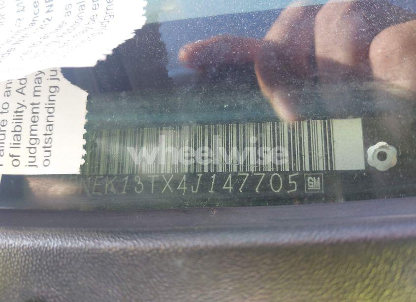 Photo 9 of 2004 Chevrolet Tahoe LT (VIN 1GNEK13TX4J147705)