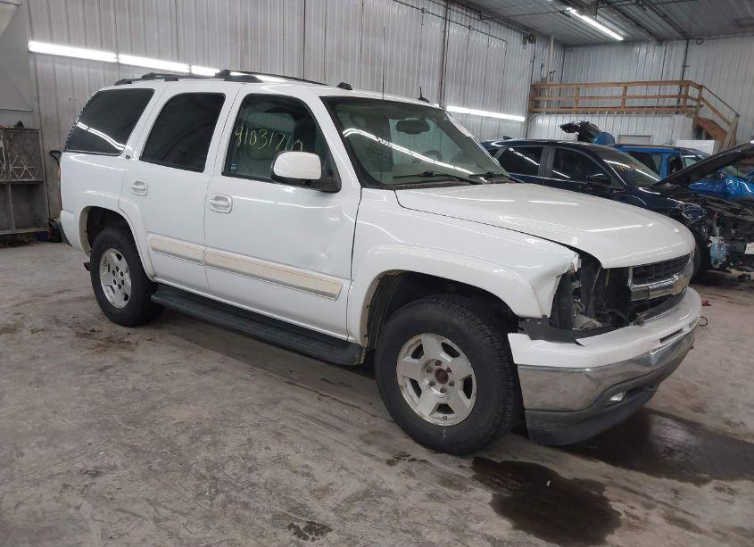 2005 Chevrolet Tahoe LT (VIN 1GNEK13TX5J164750) main photo