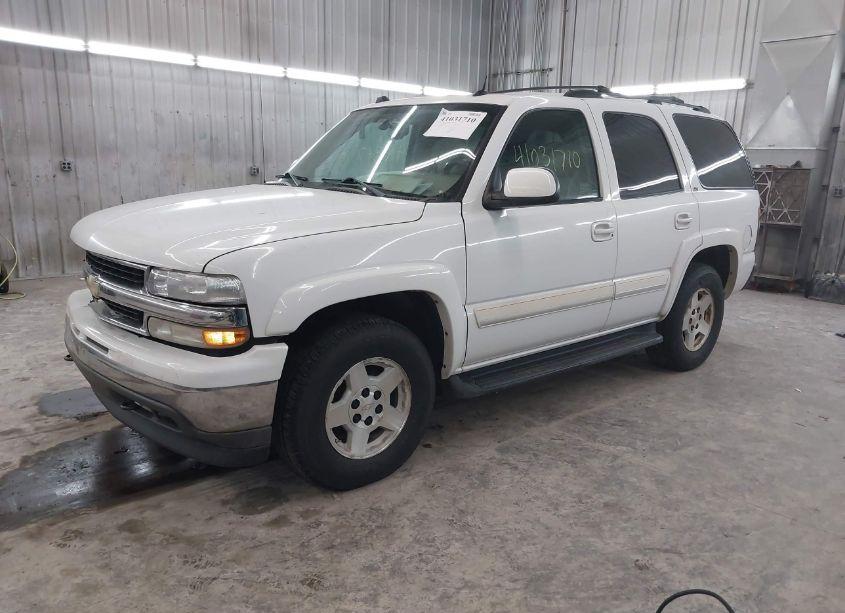Photo 2 of 2005 Chevrolet Tahoe LT (VIN 1GNEK13TX5J164750)