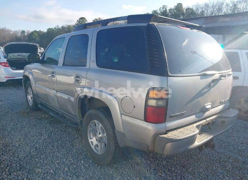 Photo 3 of 2005 Chevrolet Tahoe Z71 (VIN 1GNEK13TX5R122628)