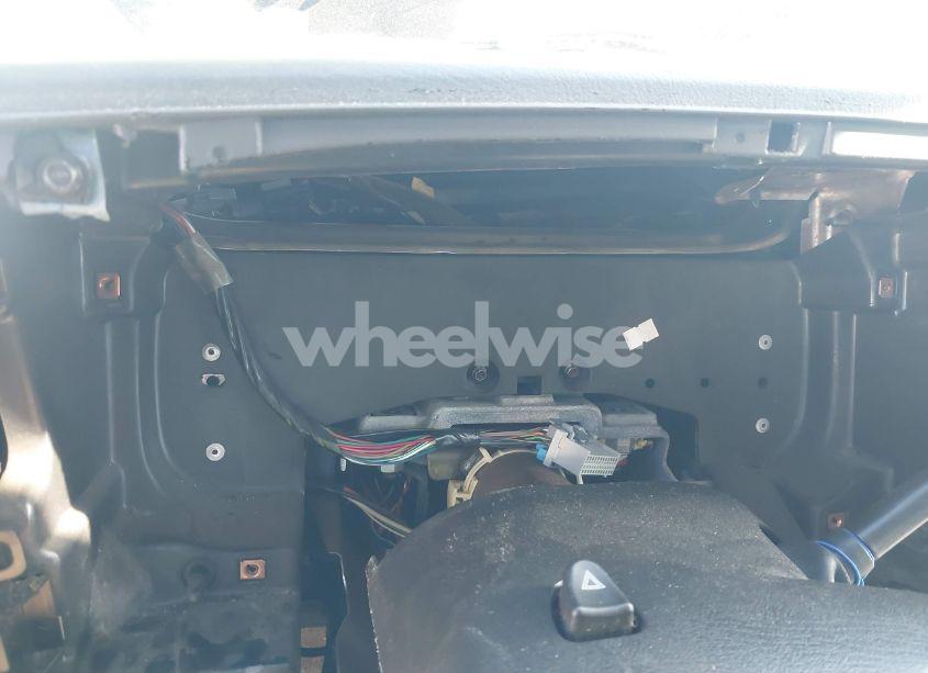 Photo 7 of 2005 Chevrolet Tahoe Z71 (VIN 1GNEK13TX5R122628)