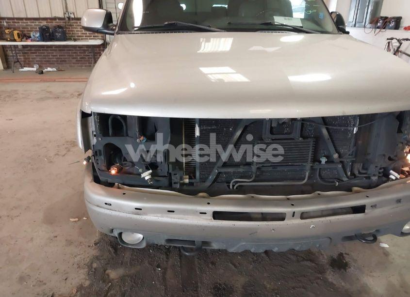 Photo 14 of 2005 Chevrolet Tahoe Z71 (VIN 1GNEK13TX5R263358)