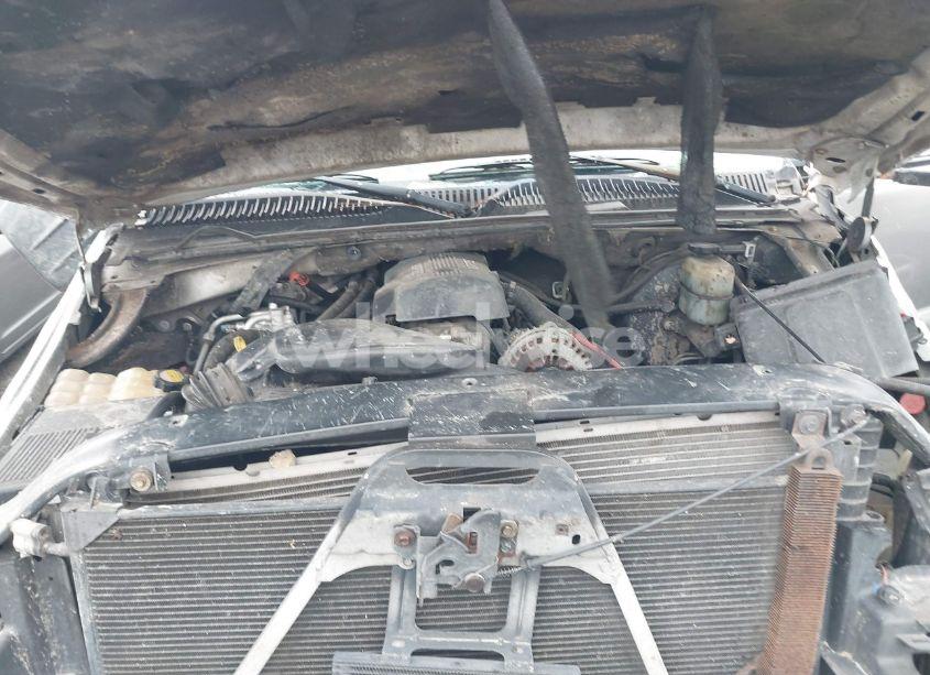 Photo 10 of 2000 Chevrolet Tahoe ALL NEW LT (VIN 1GNEK13TXYJ173159)