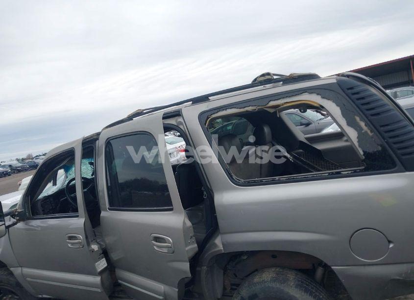 Photo 13 of 2000 Chevrolet Tahoe ALL NEW LT (VIN 1GNEK13TXYJ173159)