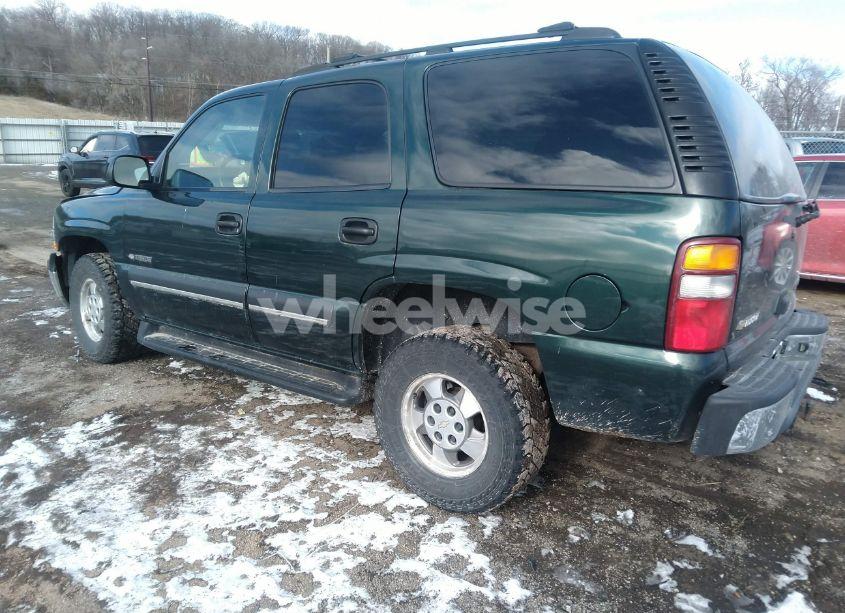Photo 3 of 2003 Chevrolet Tahoe LS (VIN 1GNEK13V33J215889)