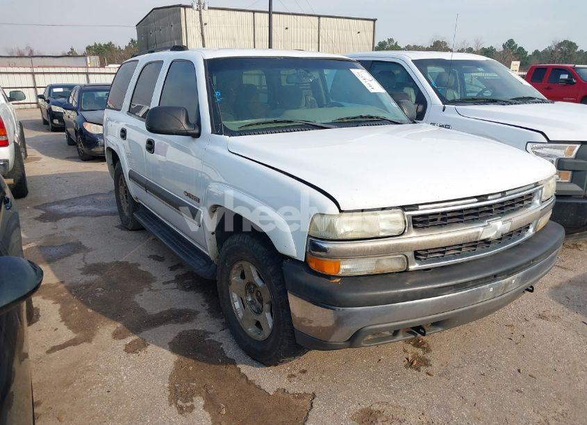 2003 Chevrolet Tahoe LS (VIN 1GNEK13V43R182371) main photo