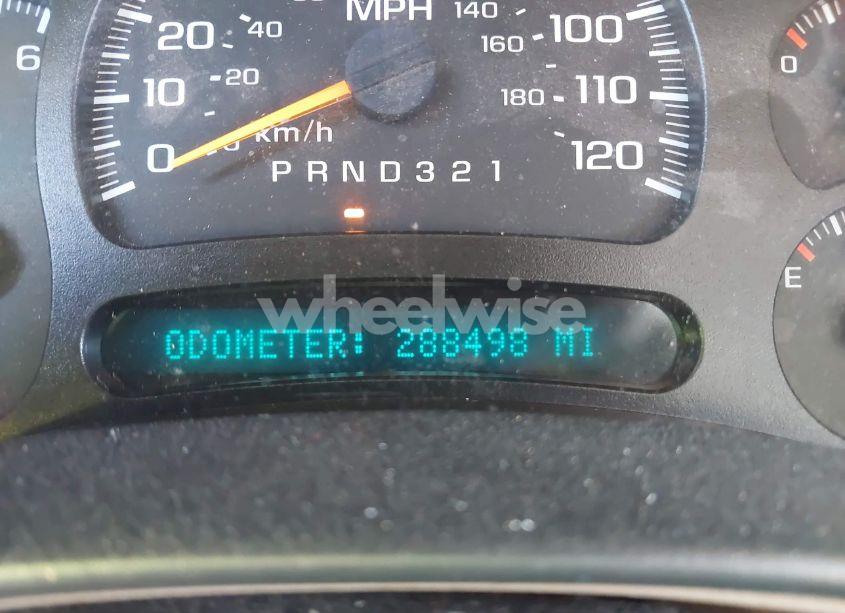 Photo 7 of 2003 Chevrolet Tahoe LS (VIN 1GNEK13V43R182371)