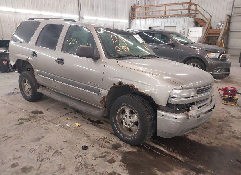 2003 Chevrolet Tahoe LS (VIN 1GNEK13V53J288181) main photo