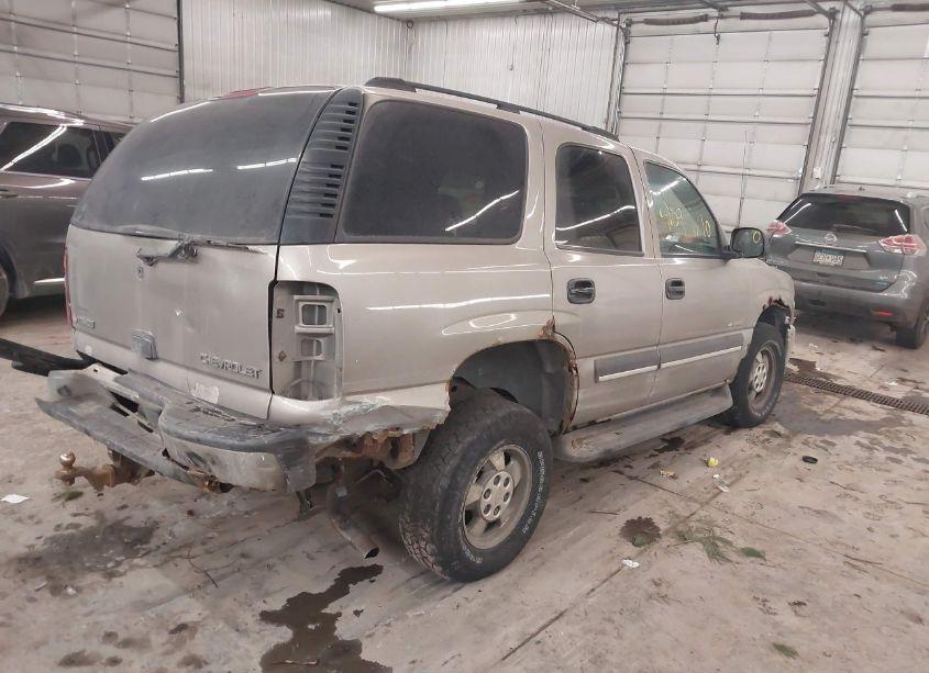 Photo 4 of 2003 Chevrolet Tahoe LS (VIN 1GNEK13V53J288181)
