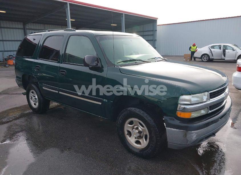 2004 Chevrolet Tahoe LS (VIN 1GNEK13V74R258022) main photo
