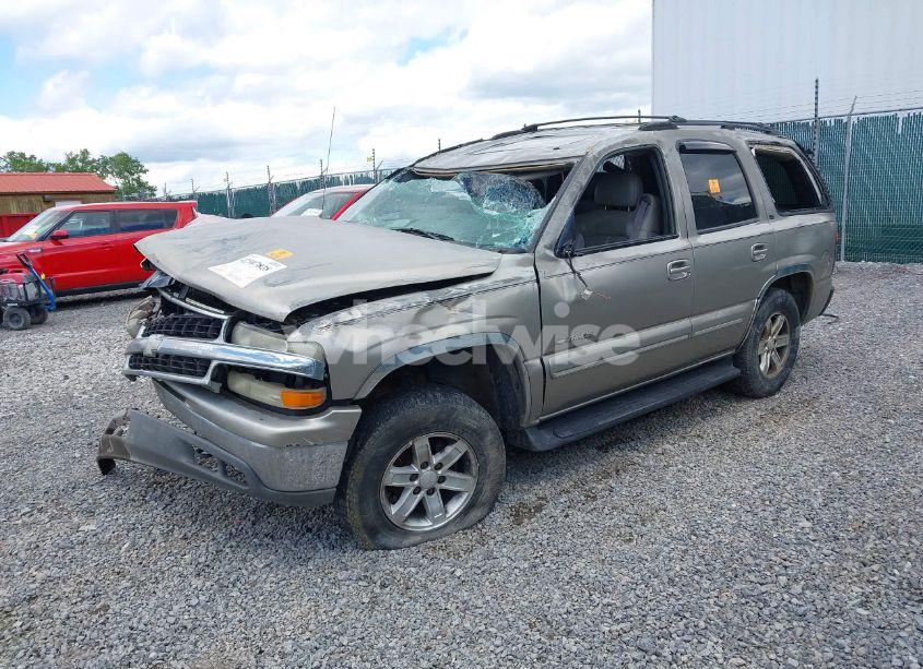 Photo 2 of 2002 Chevrolet Tahoe LT (VIN 1GNEK13Z02J166605)